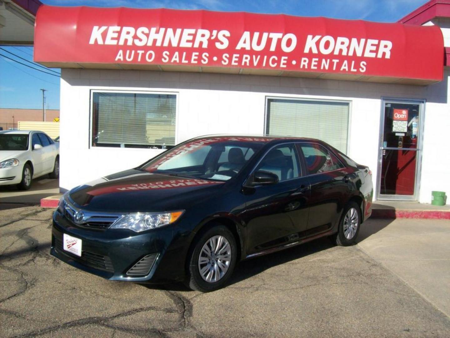 2012 Green /Tan Toyota Camry LE (4T1BF1FK6CU) with an L4, 2.5L engine, Automatic transmission, located at 220 West South St., Hastings, NE, 68901, (402) 461-3161, 0.000000, 0.000000 - Photo#0